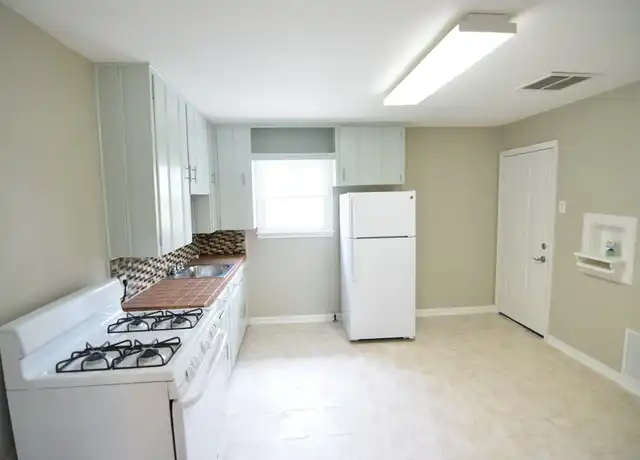 Property at 1608 S 37th St, Temple, TX, 76504, 2 beds, 1 bath, [object Object]