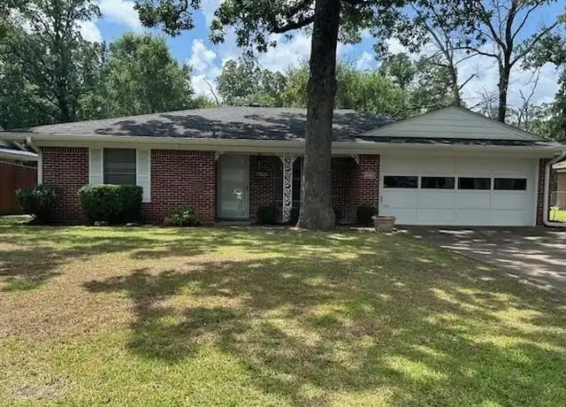 Property at 3615 W Houston St, Paris, TX, 75460, 3 beds, 2 baths, [object Object]