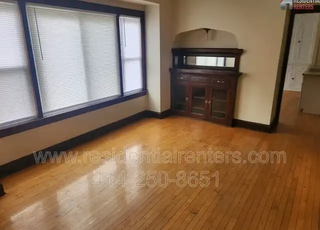 Property at 1721 N 22nd St, Milwaukee, WI, 53205, 2 beds, 1 bath, [object Object]