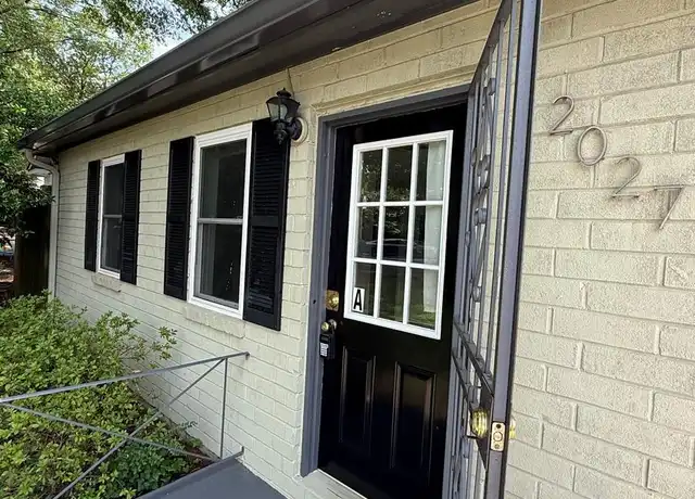 Property at 2027 Oakview Rd SE Unit A, Atlanta, GA, 30317, 2 beds, 1 bath, [object Object]