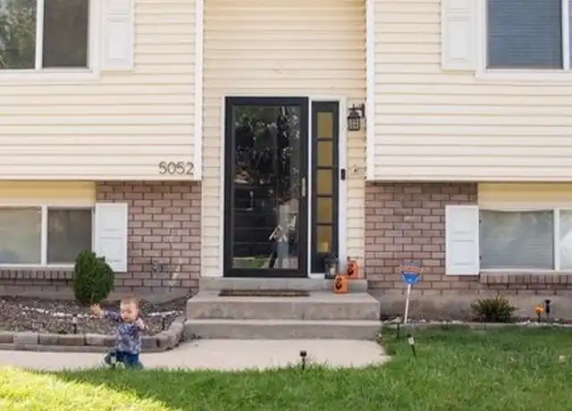 Property at 5052 S Jedediah Dr, Salt Lake City, UT, 84118, 2 beds, 1 bath, [object Object]