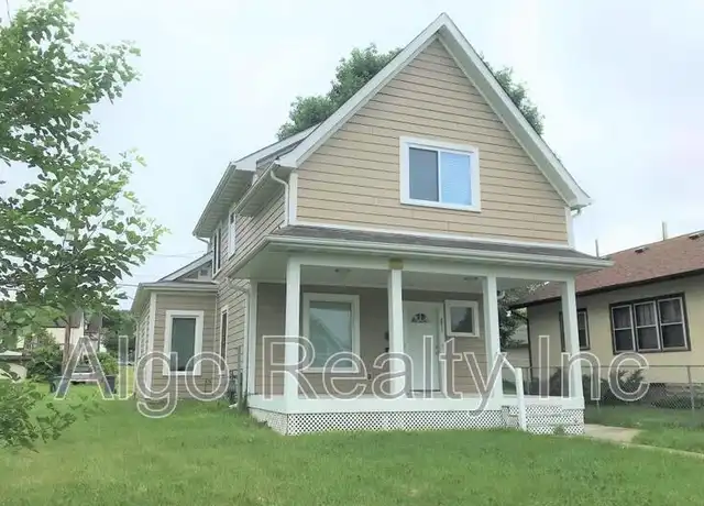 Property at 2211 Queen Ave N Unit 1, Minneapolis, MN, 55411, 3 beds, 1 bath, [object Object]