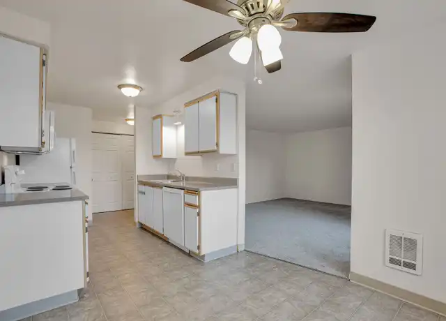 Property at 884 Fairview Ave SE Unit 128-07, Salem, OR, 97302, 2 beds, 1 bath, [object Object]