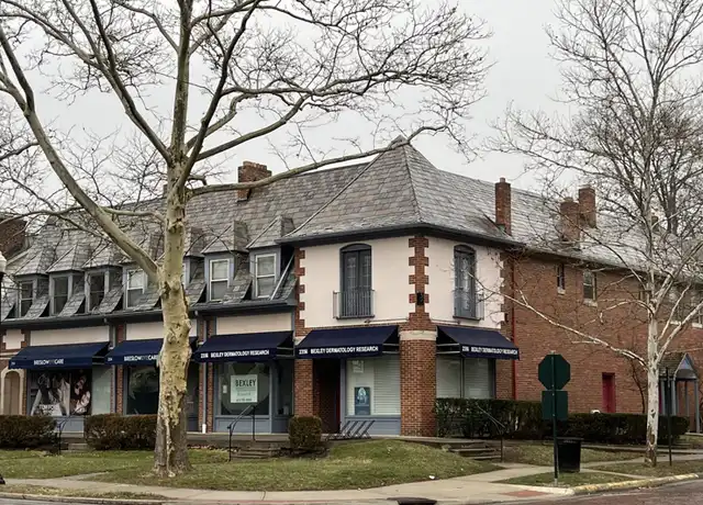 Property at 2352 E Main St Unit 9, Bexley, OH, 43209, 1 bed, 2 baths, [object Object]