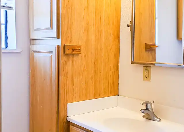 Property at 902 W Craig Pl Unit 6, San Antonio, TX, 78201, 1 bed, 1 bath, [object Object]