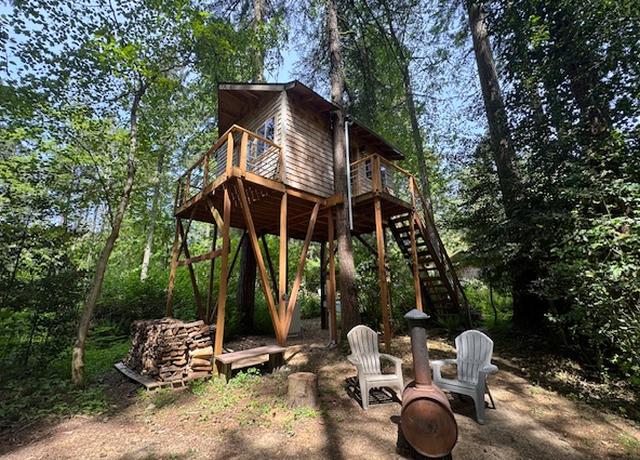 Photo of 28605 Vashon Hwy SW, Vashon, WA 98070