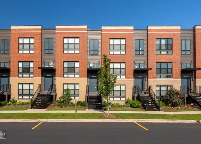 Property at 2246 Venture Dr, Schaumburg, IL, 60173, 2 beds, 2.5 baths, [object Object]