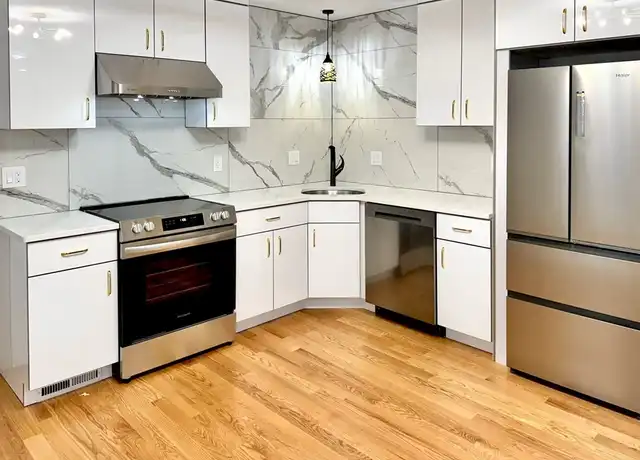 Property at 7 Ward St Unit 1, Somerville, MA, 02143, 4 beds, 2 baths, [object Object]