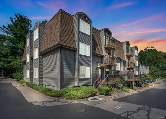 Property at 48 N Mountain Rd #301, New Britain, CT, 06053, 2 beds, 1 bath, [object Object]