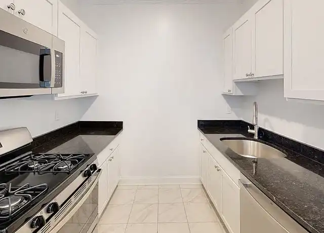 Property at Kilsyth Hall Apartments - 100 Kilsyth Rd, Brighton, MA, 02135, 1 bed, 1 bath, [object Object]
