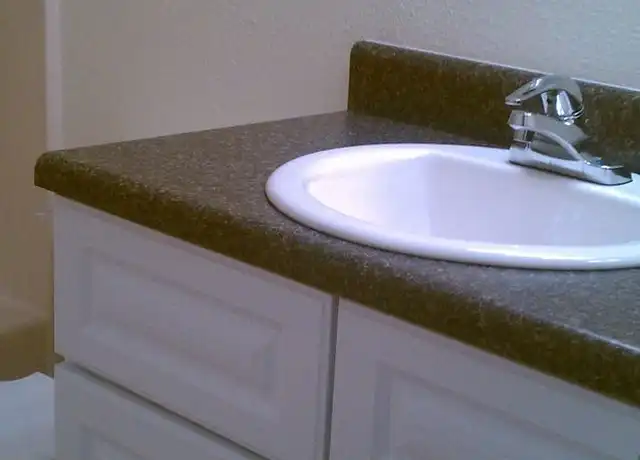 Property at 215 Orange View Ln, Lakeland, FL, 33803, 2 beds, 1 bath, [object Object]