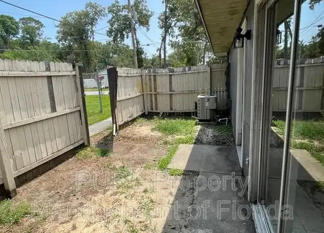 Property at 3850 SE 17th Ct Unit A, Ocala, FL, 34480, 2 beds, 1 bath, [object Object]