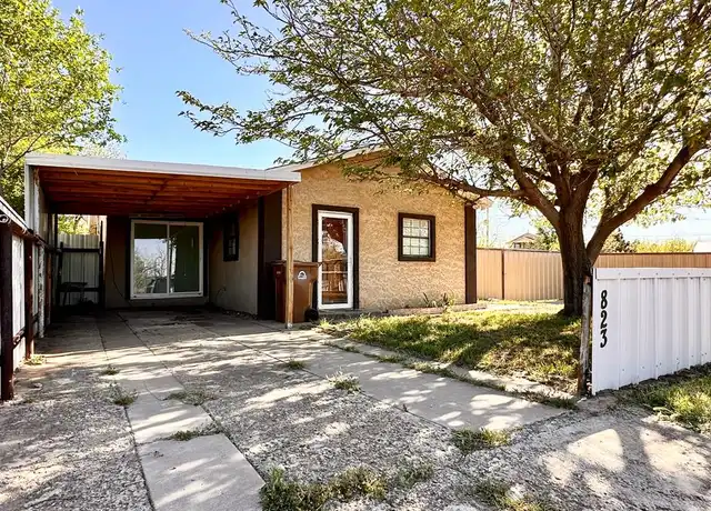 Property at 823 W 7th St, Big Spring, TX, 79720, 4 beds, 2 baths, [object Object]