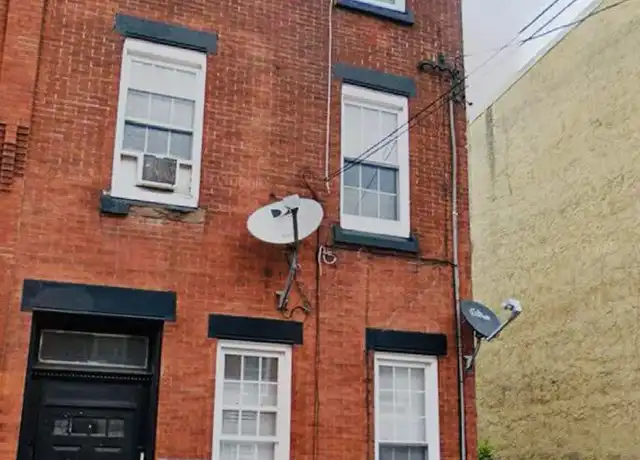 Property at 1813 W Thompson St Unit 1, Philadelphia, PA, 19121, 2 beds, 1 bath, [object Object]