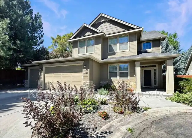 Property at 1235 N Forestdale Pl, Eagle, ID, 83616, 4 beds, 2.5 baths, [object Object]