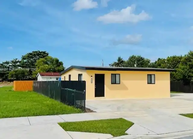 Property at 12121 SW 216th St Unit 1, Miami, FL, 33170, 2 beds, 1 bath, [object Object]