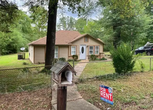 Property at 3115 Parkwood Rd, Bessemer, AL, 35022, 4 beds, 2 baths, [object Object]