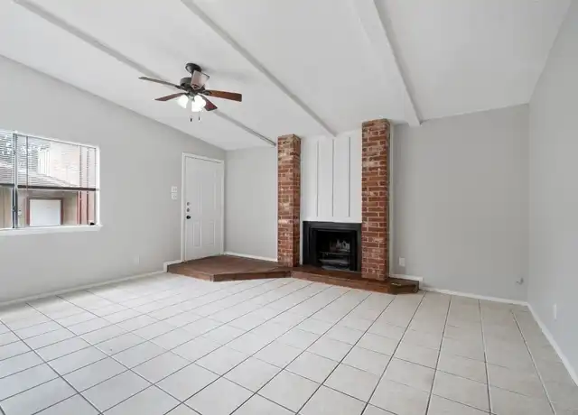 Property at 1113 W Rundberg Ln Unit B, Austin, TX, 78758, 3 beds, 2 baths, [object Object]