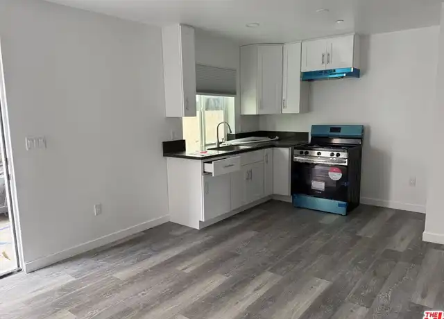 Property at 6642 Irvine Ave, North Hollywood, CA, 91606, 3 beds, 3 baths, [object Object]