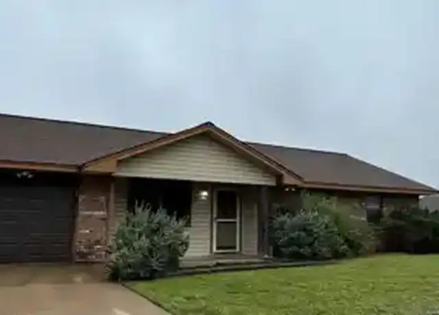 Property at 102 Lochness Cir, Weatherford, TX, 76086, 3 beds, 2 baths, [object Object]
