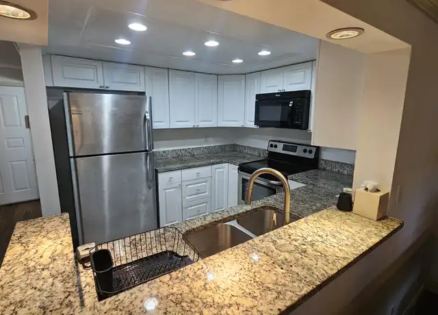 Property at 89 Deer Creek Rd Unit K107, Deerfield Beach, FL, 33442, 2 beds, 2 baths, [object Object]