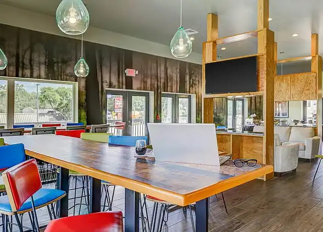 Property at Swan Luxury Studio Apartments - 2735 N Monroe St, Tallahassee, FL, 32303, 0 beds, 1 bath, [object Object]