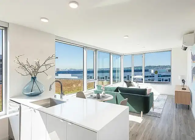 Property at 10 Clay St, Seattle, WA, 98121, 0-2 beds, 1-2 bath, [object Object]