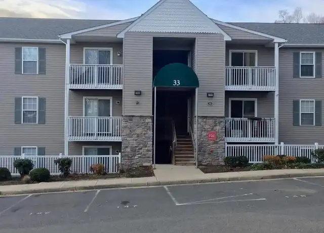 Property at 33 Fern Oak Cir #103, Stafford, VA, 22554, 2 beds, 2 baths, [object Object]