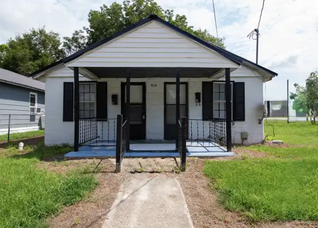 Property at 919 Ingram St Unit A, Florence, SC, 29501, 1 bed, 1 bath, [object Object]