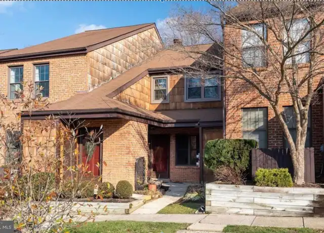 Property at 6 Rittenhouse Ct, Chesterbrook, PA, 19087, 2 beds, 2 baths, [object Object]