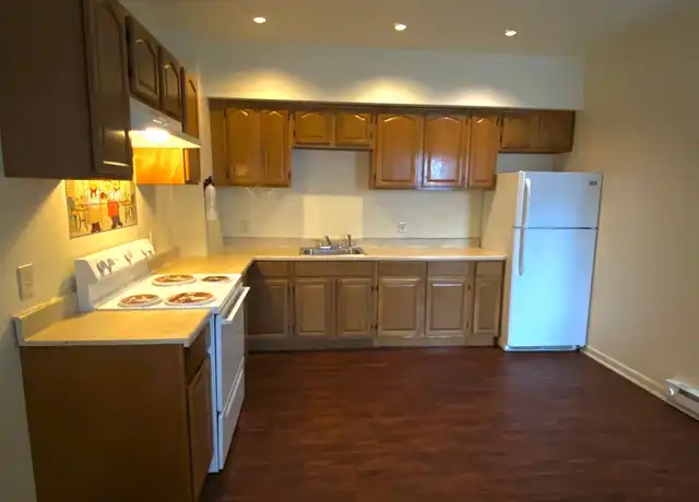 Property at 39 Lehman St Unit D, Lebanon, PA, 17046, 1 bed, 1 bath, [object Object]