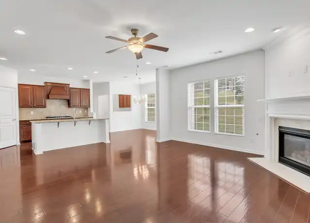 Property at 442 Valleyview Dr, Franklin, TN, 37064, 5 beds, 3.5 baths, [object Object]