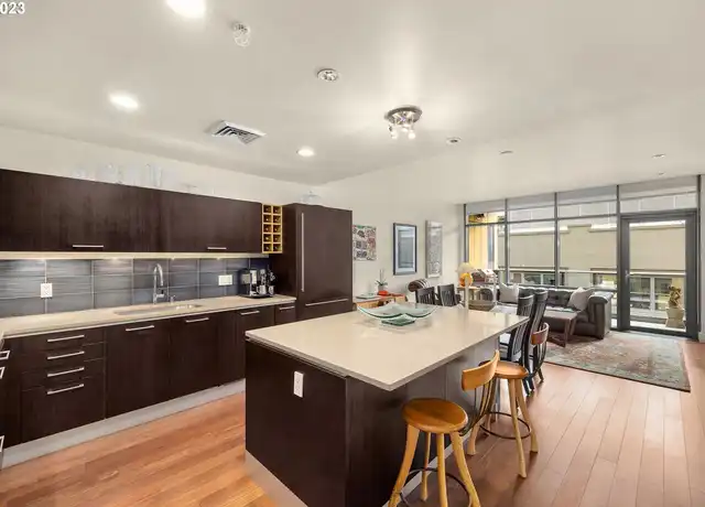 Property at 311 NW 12th Ave, Portland, OR, 97209, 1 bed, 2 baths, [object Object]