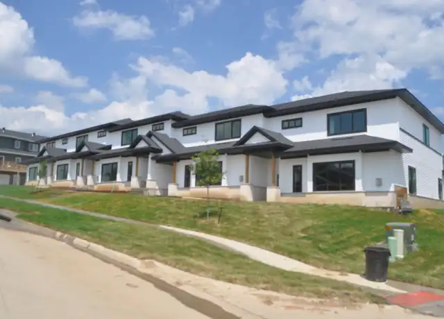 Property at 274 Danielle St, Iowa City, IA, 52245, 3 beds, 2.5 baths, [object Object]