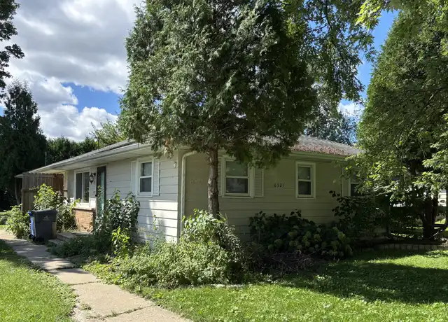Property at 6321 Roselawn Ave Unit 6321, Monona, WI, 53716, 2 beds, 1 bath, [object Object]