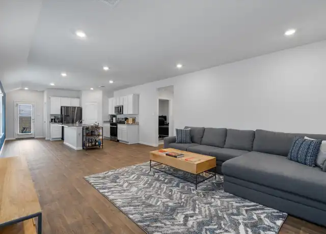 Property at 318 Evergreen Sumac Loop, Kyle, TX, 78640, 3 beds, 2 baths, [object Object]