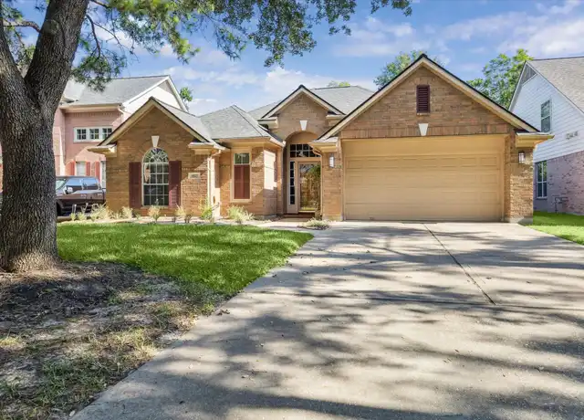 Property at 9527 Shadow Gate Ln, Houston, TX, 77040, 3 beds, 2 baths, [object Object]