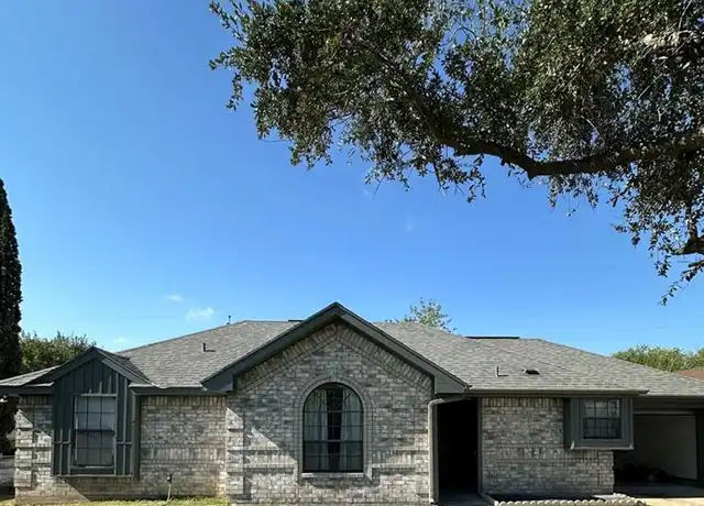 Property at 1122 E Eller Ave, Pharr, TX, 78577, 3 beds, 2 baths, [object Object]