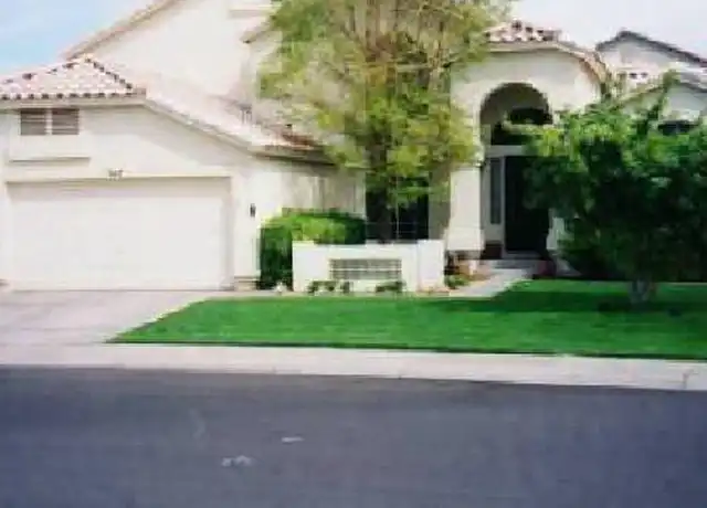 Property at 747 S Lagoon Dr, Gilbert, AZ, 85233, 5 beds, 3 baths, [object Object]
