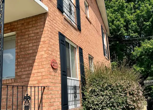 Property at 217 Mountain Ave SW Unit 217-8, Roanoke, VA, 24016, 1 bed, 1 bath, [object Object]