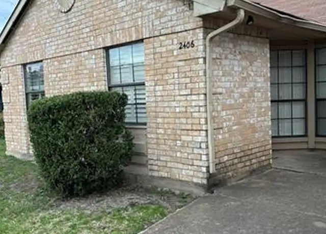 Property at 2406 Sunflower Dr, Arlington, TX, 76014, 3 beds, 2 baths, [object Object]