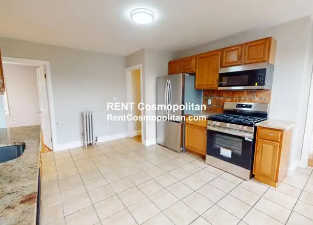 Property at 214 Fellsway W, Medford, MA, 02155, 3 beds, 1 bath, [object Object]