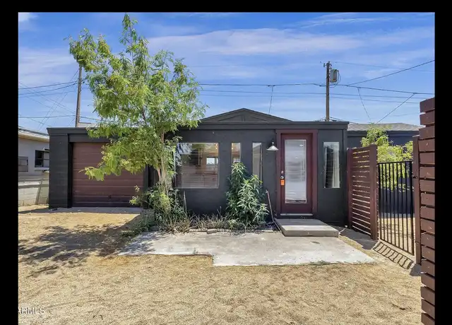 Property at 2107 W Wilshire Dr Unit C, Phoenix, AZ, 85009, 2 beds, 1 bath, [object Object]