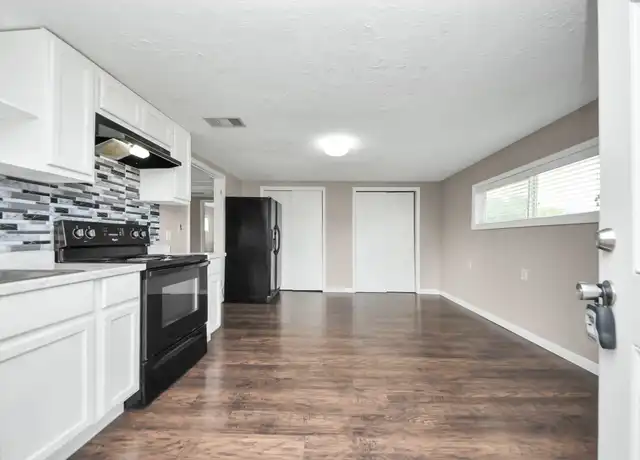 Property at 5747 Turtle Creek Rd, Houston, TX, 77017, 2 beds, 1 bath, [object Object]