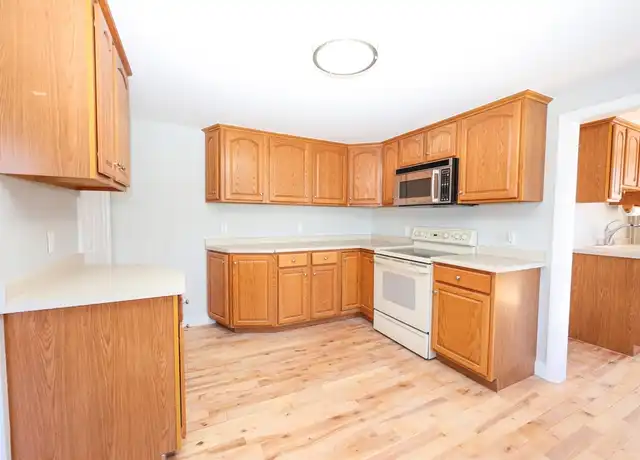 Property at 150 Neponset St Unit 150, Canton, MA, 02021, 2 beds, 1 bath, [object Object]