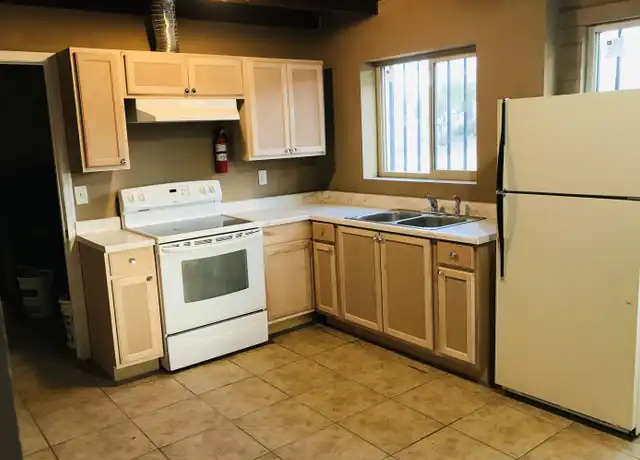 Property at 232 W Flores St, Tucson, AZ, 85705, 3 beds, 2 baths, [object Object]