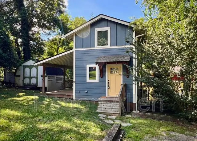 Property at 10 Riverview Dr, Asheville, NC, 28806, 1 bed, 1 bath, [object Object]