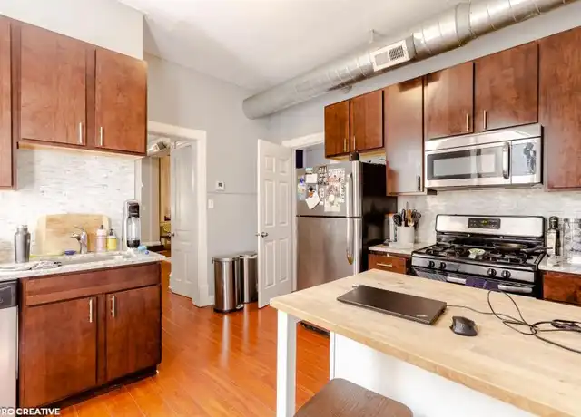 Property at 1874 N Hoyne Ave, Chicago, IL, 60647, 2 beds, 1 bath, [object Object]