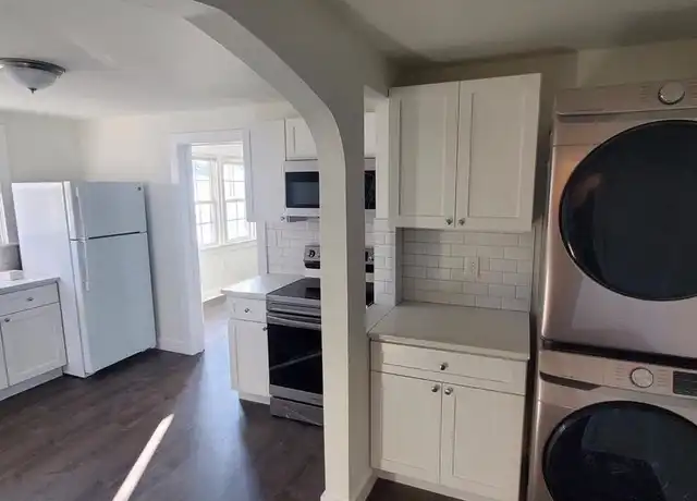 Property at 1084 S Hanover St, Pottstown, PA, 19465, 4 beds, 1.5 baths, [object Object]