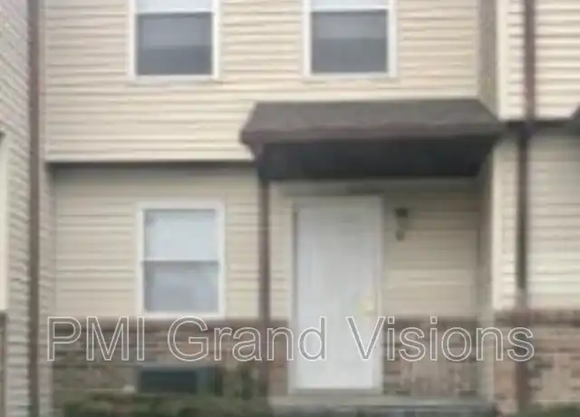 Property at 950 Edgar Dr #30, Charleston, IL, 61920, 2 beds, 2.5 baths, [object Object]